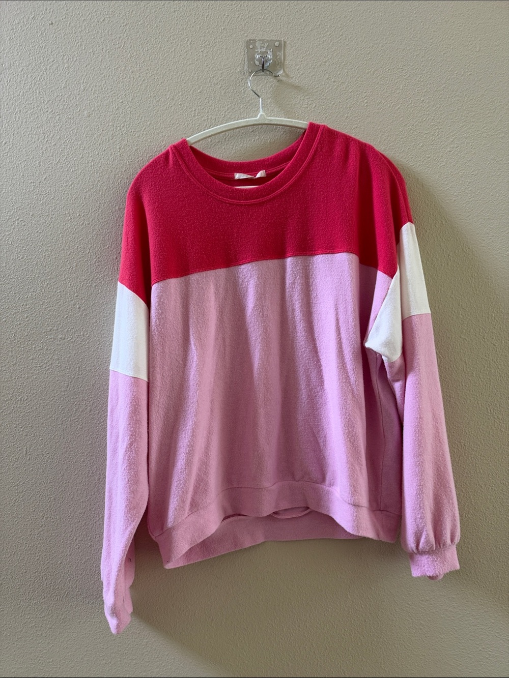 Z Supply Colorblock Crewneck in Fuchsia, Light Pink & White
